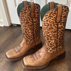 Ariat Women’s boots. Brand new. Never worn